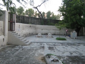 Graveyard Sayyid Noor Muhammad